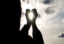 365完美:凯尔:拜尔在攻防都非常努力,再冷静一些他能为多特进更多球.